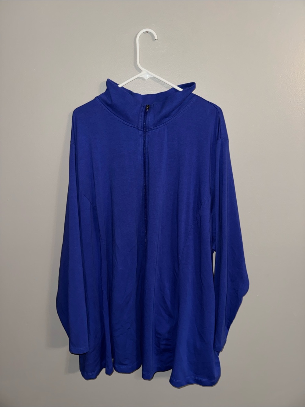 Women’s Woman Within Athletic Top